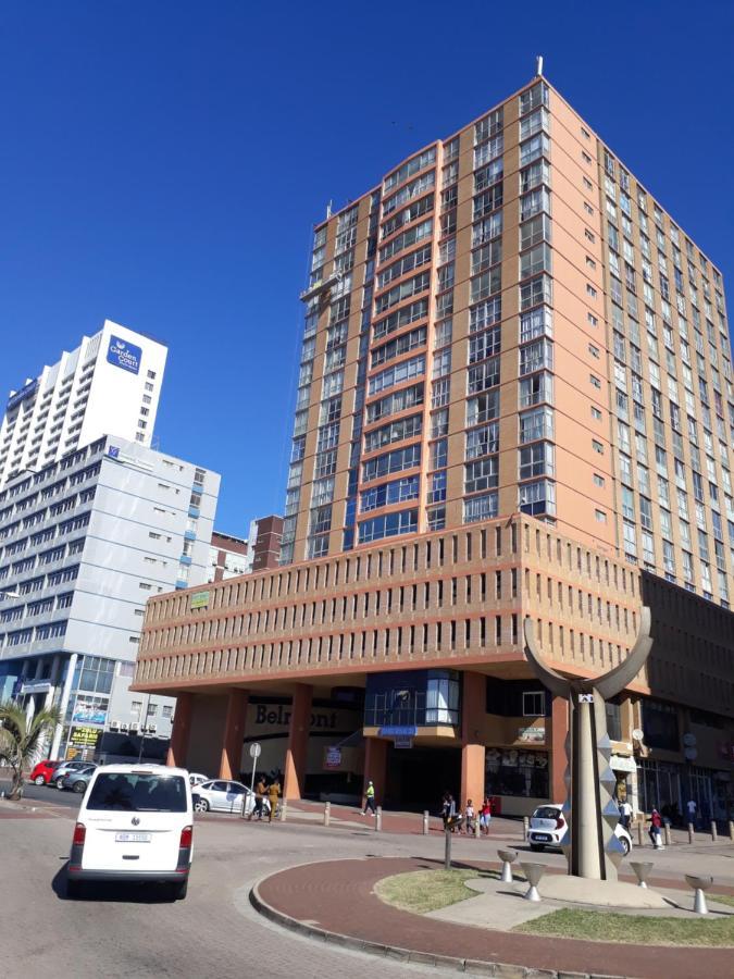 Into The Blue On The Beach Durban Eksteriør billede